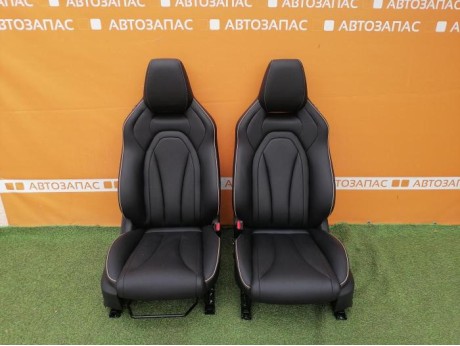 Omoda C5 сиденья передние деф