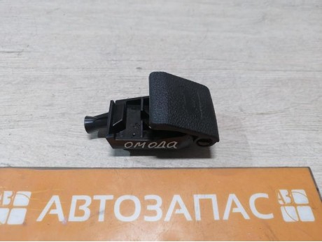 Omoda C5 ручка открывания капота в салоне