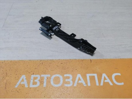 Omoda C5 кронштейн ручки двери передний левый