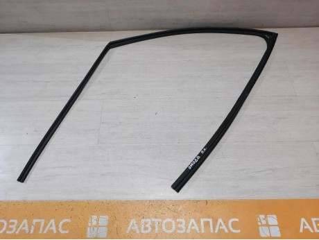 Omoda C5 бархотка верхняя передняя левая