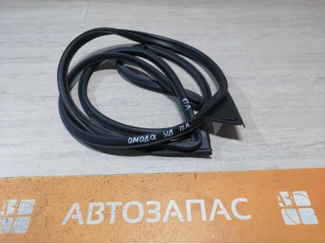 Omoda C5 уплотнитель двери передний левый