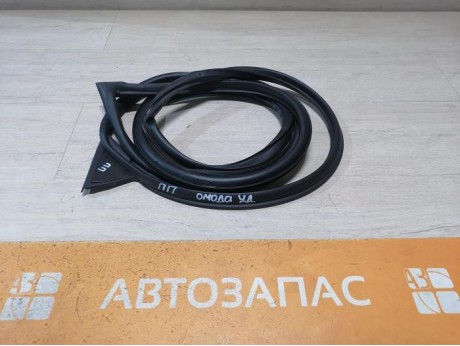 Omoda C5 уплотнитель двери передний правый