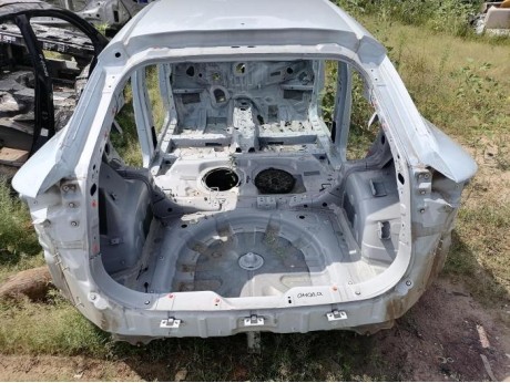 Omoda C5 панель задняя ниша под запаску