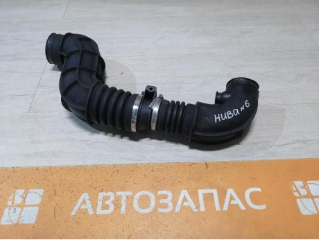 Niva №6 патрубок воздушного фильтра дроссельной заслонки деф