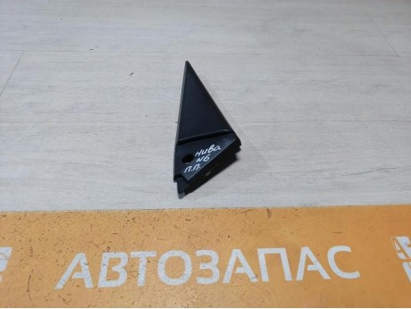 Niva №6 заглушка зеркала правая