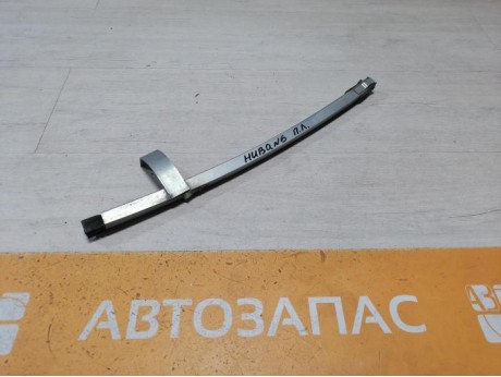 Niva №6 направляющая стекла двери передняя левая