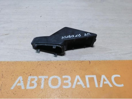 Niva №6 решетка вентиляции багажника правая