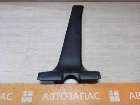 Niva №6 обшивка средней стойки нижняя правая