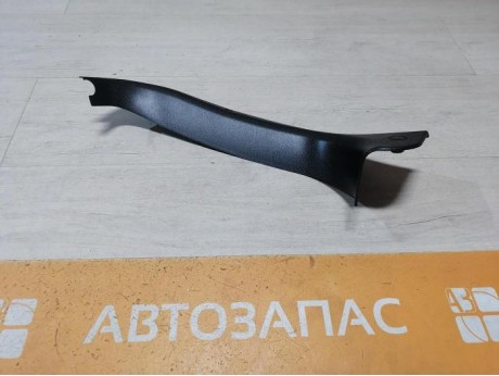 Niva №6 обшивка крышки багажника левая