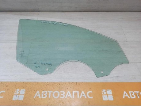 Rapid №2 стекло переднее правое 20