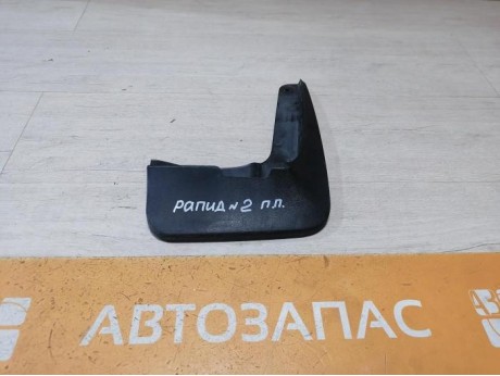 Rapid 2 брызговик передний правый
