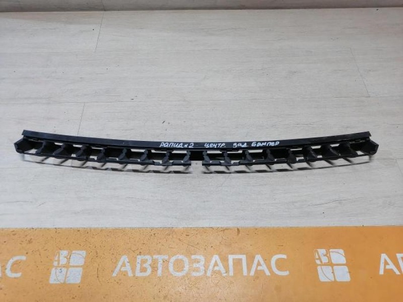 Rapid 2 крепление заднего бампера центральное