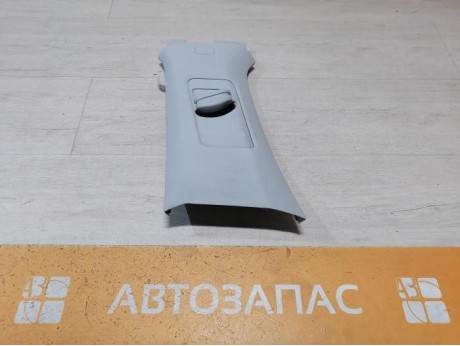 Rapid №2 обшивка средней стойки верхняя левая