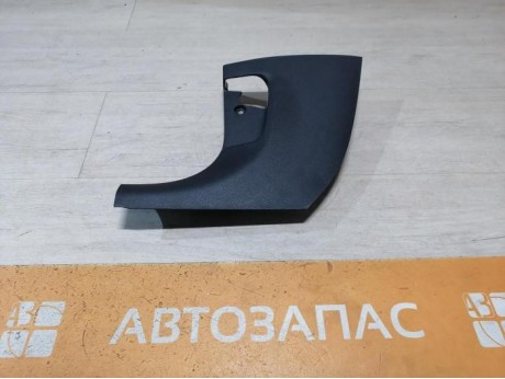 Rapid №2 обшивка передней стойки нижняя левая