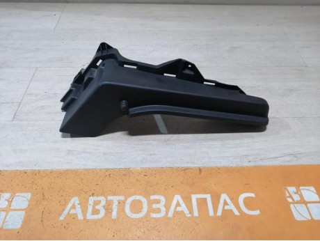 Rapid №2 обшивка задней стойки под полку правая