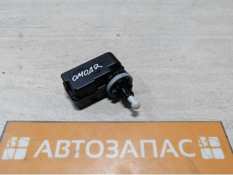 Omoda C5 моторчик корректора фар