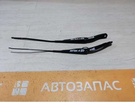 Logan №50 поводок дворника правый