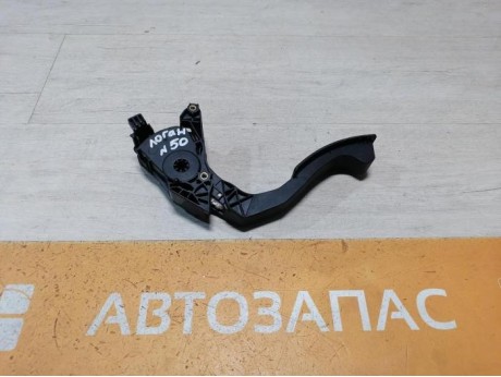 Logan №50 педаль газа