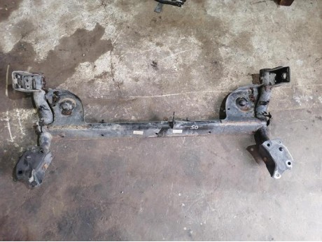 Logan №50 балка задняя