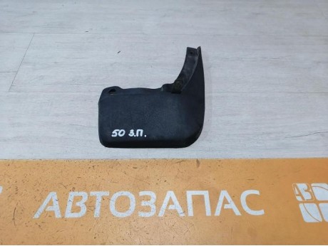 Logan №50 брызговик задний правый