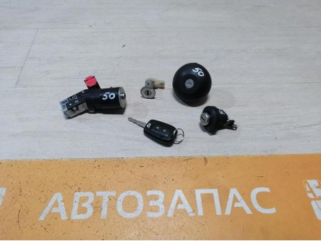 Logan №50 замок зажигания к-кт деф