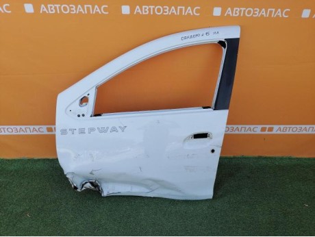 Sandero №15 дверь передняя левая рамка деф