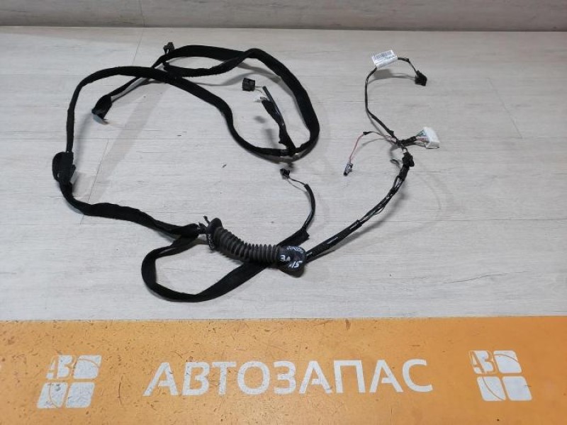 Sandero №15 проводка багажника правая