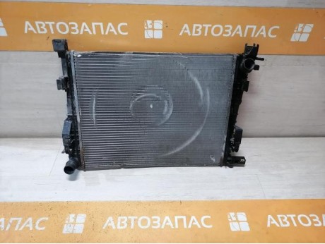 Sandero №15 радиатор охлаждения двигателя деф