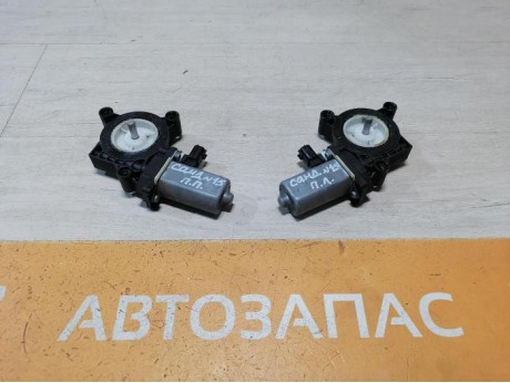 Sandero №15 моторчик стеклоподъемника левый