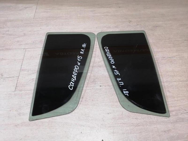 Sandero №15 форточка правая 18