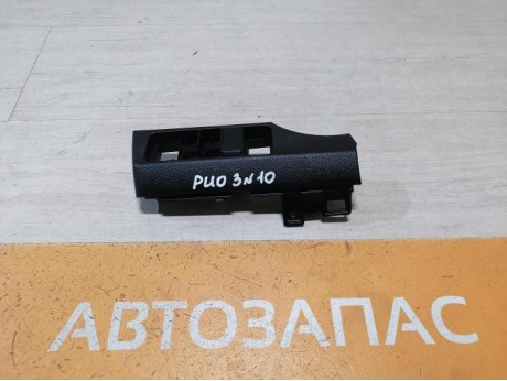 Rio 3 №10 накладка торпедо под блок кнопок