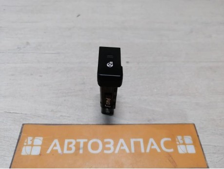 Rio 3 №10 кнопка подогрева руля