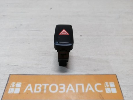 Rio 3 №10 кнопка аварийка