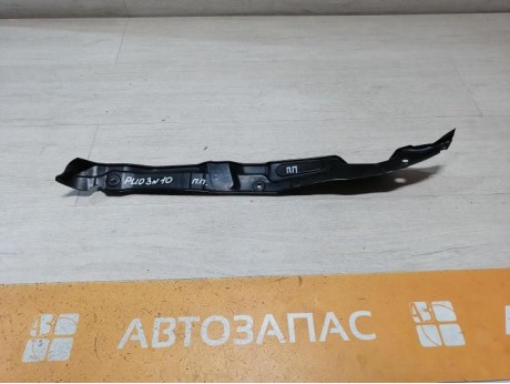 Rio 3 №10 пыльник крыла передний правый