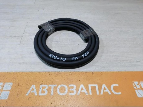 Rio 3 №10 уплотнитель дверного проема передний левый