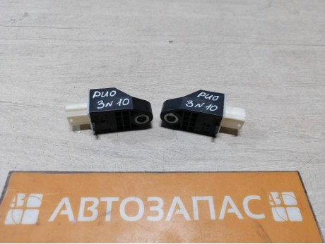 Rio 3 №10 датчик удара