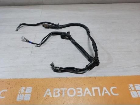 Rio 3 №10 клемма плюсовая