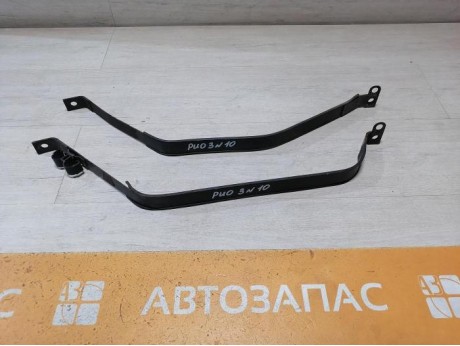 Rio 3 №10 крепление бензобака к-кт