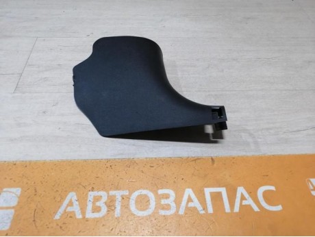 Rio 3 №10 обшивка передней стойки нижняя правая