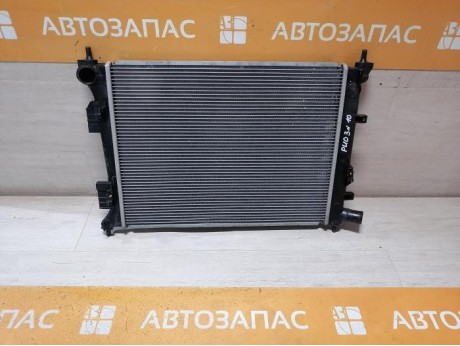 Rio 3 №10 радиатор охлаждения двигателя деф