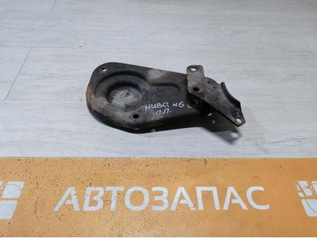 Niva №6 опора под пружину площадка правая