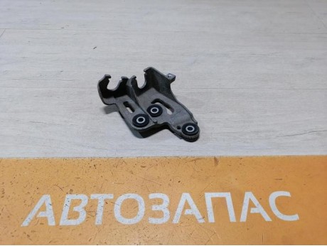 Rio 3 №10 фиксатор кронштейн тросов кулисы