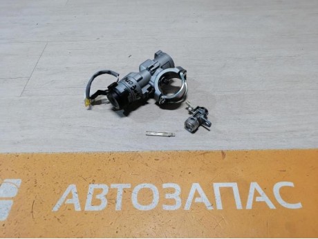 Rio 3 №10 замок зажигания к-кт