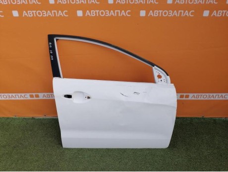 Rio 3 №10 дверь передняя правая деф