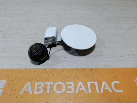 Solaris №5 лючок бензобака