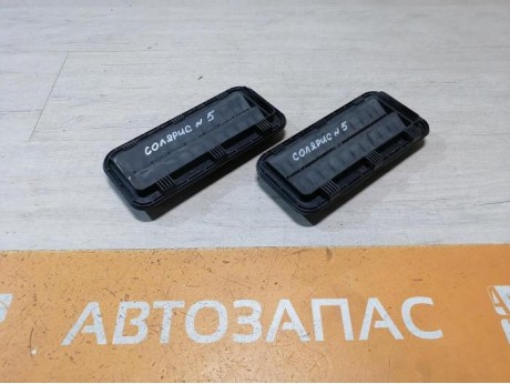 Solaris №5 решетка вентиляции багажника