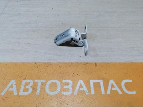 Solaris №5 петля двери задняя левая нижняя