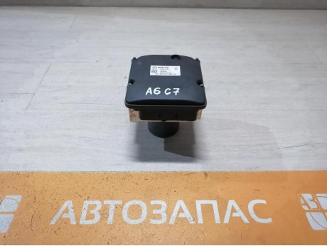 Audi A6 C7 блок АБС