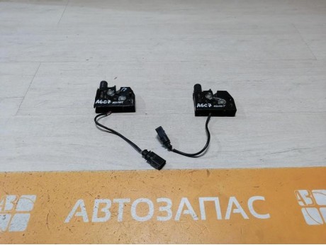Audi A6 C7 замок капота
