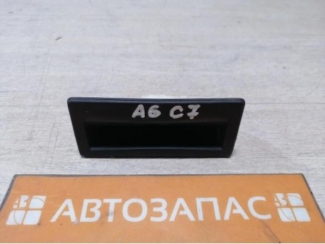 Audi A6 C7 кнопка открывания багажника на крышке